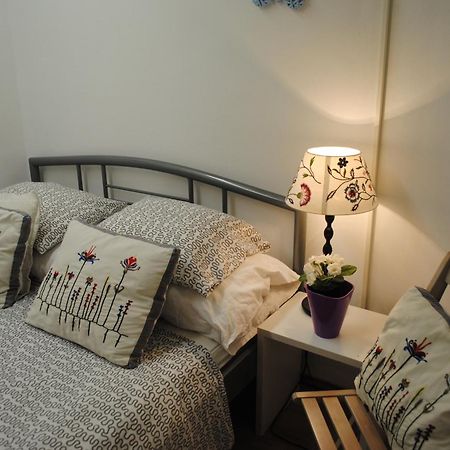 Optimist Split Apartment Bagian luar foto