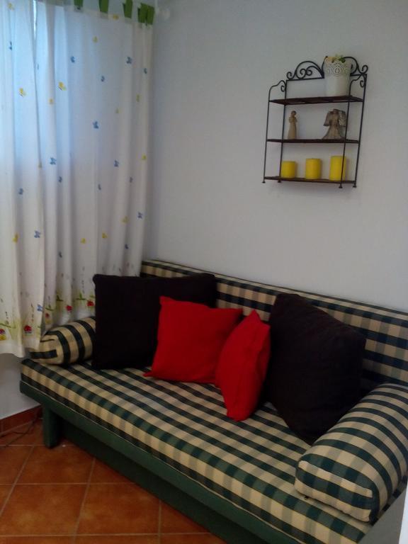 Optimist Split Apartment Bagian luar foto