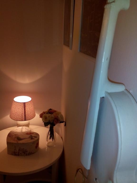 Optimist Split Apartment Bagian luar foto